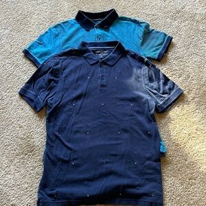 Bundle of 2- Men’s Banana Republic short sleeve polos. Size M. Great condition.